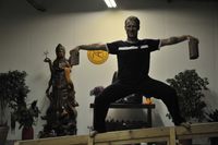 Kung Fu Training Frankfurt Shaolin Wahnam -Taming Tiger